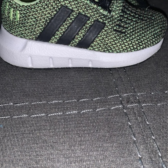 Adidas swift run sneakers - Picture 3 of 3